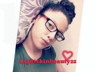 Lightskinbeauty22