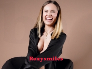 Roxysmiles